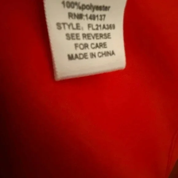 Red Hot Bodycon Dress. Size L. NWOT. Lined. - Picture 4 of 6